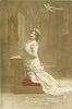 Image 1 - AH NE POURRAI-JE CHASSER CES PENSEES QUI ME PRESSENT ET S'ELEVENT CONTRE MOI! Marguerite kneels & prays