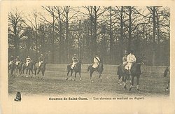COURSES DE SAINT-OUEN-LES CHEVAUX SE RENDANT AU DEPART